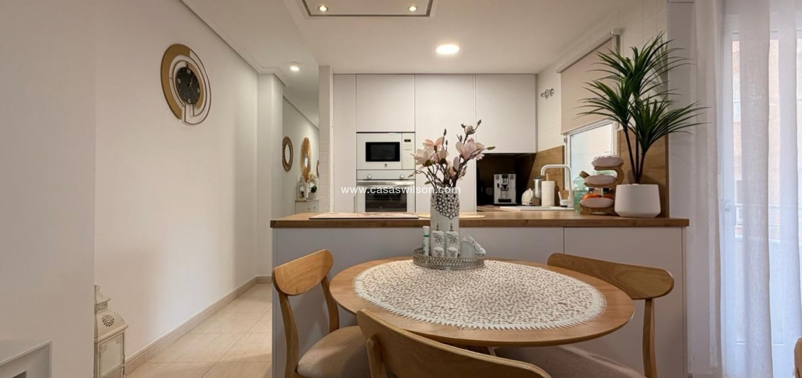 Sale - Apartment - Torrevieja - Centro