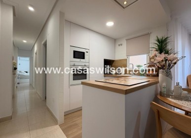 Sale - Apartment - Torrevieja - Centro