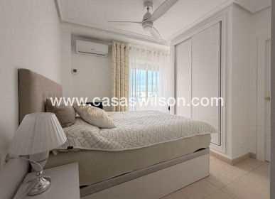 Sale - Apartment - Torrevieja - Centro