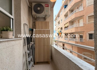 Sale - Apartment - Torrevieja - Centro
