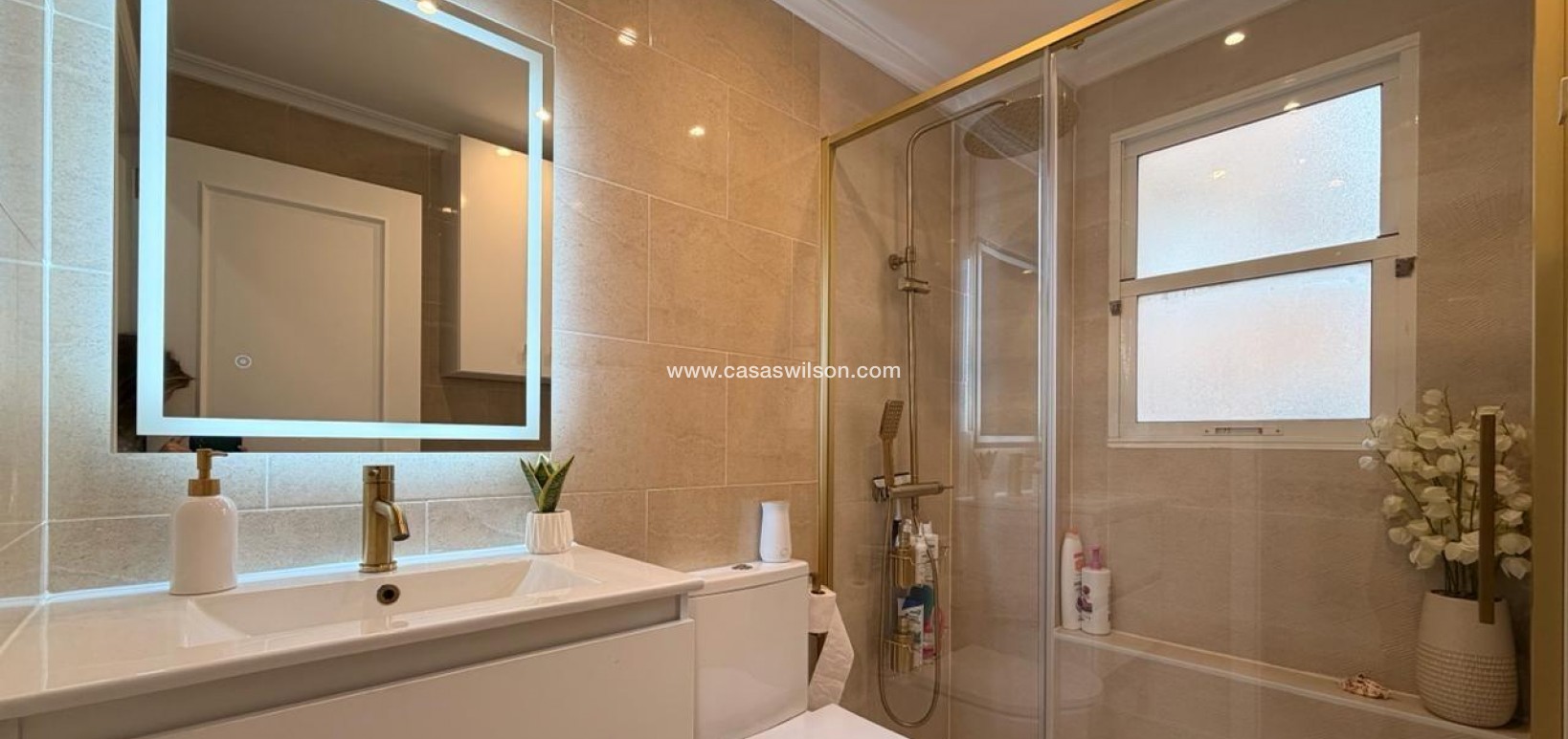 Sale - Apartment - Torrevieja - Centro