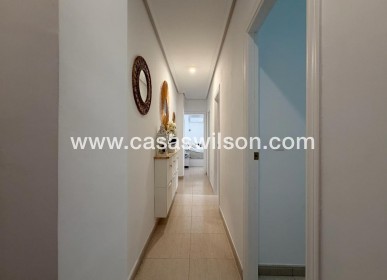 Sale - Apartment - Torrevieja - Centro