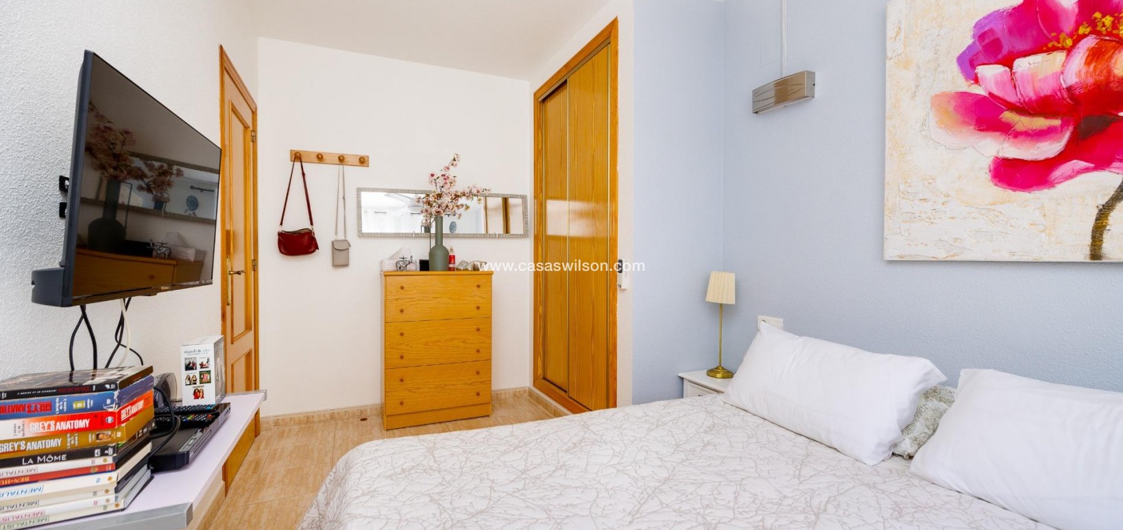 Sale - Apartment - Torrevieja - Estacion De Autobuses