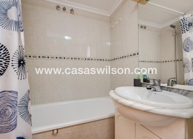 Sale - Apartment - Torrevieja - Estacion De Autobuses