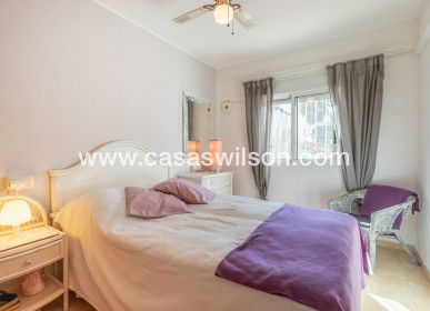 Sale - Bungalow - Torrevieja - Costa Blanca