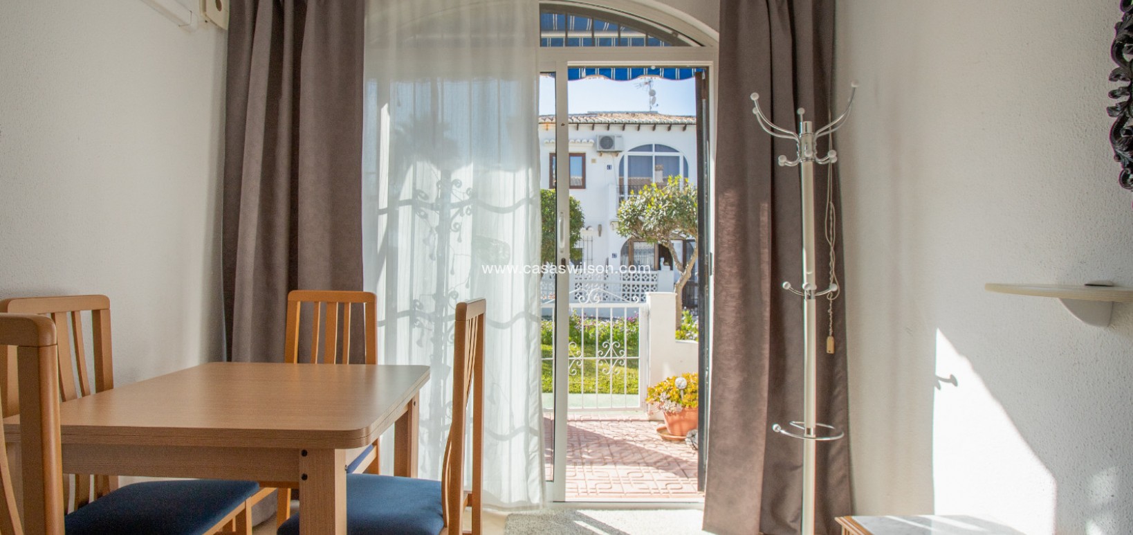 Sale - Bungalow - Torrevieja - Costa Blanca