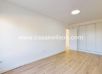 Sale - Bungalow - Orihuela Costa - Costa Blanca