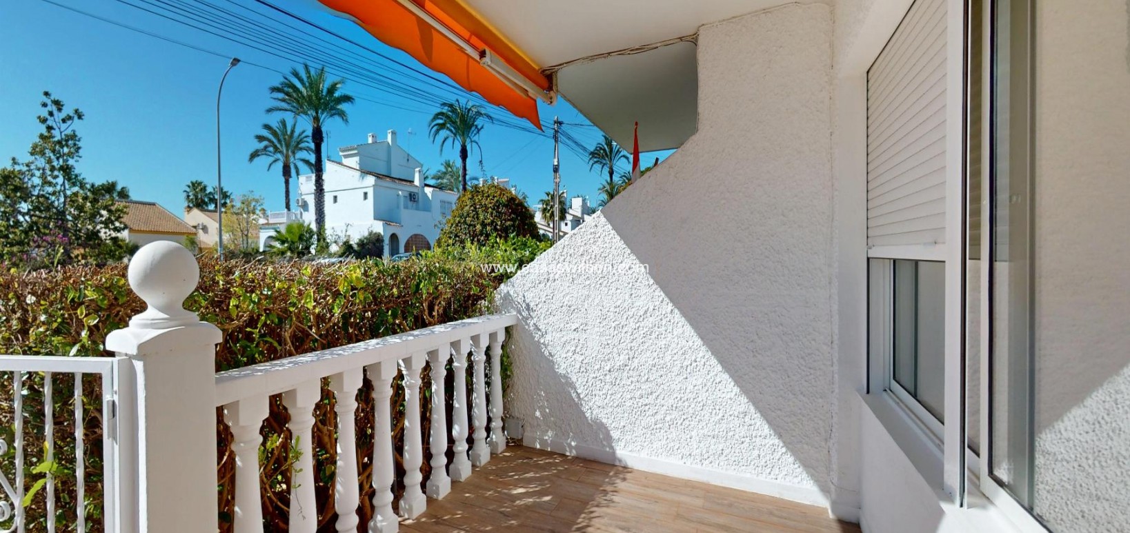 Sale - Bungalow - Orihuela Costa - Costa Blanca