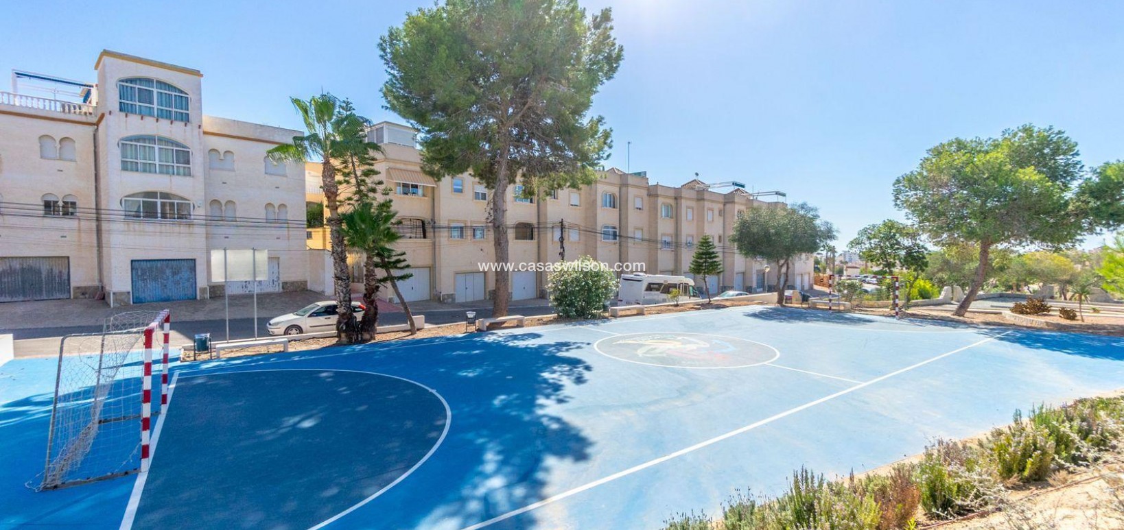 Sale - Townhouse - Orihuela Costa - Costa Blanca