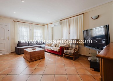 Sale - Bungalow - Torrevieja - Costa Blanca