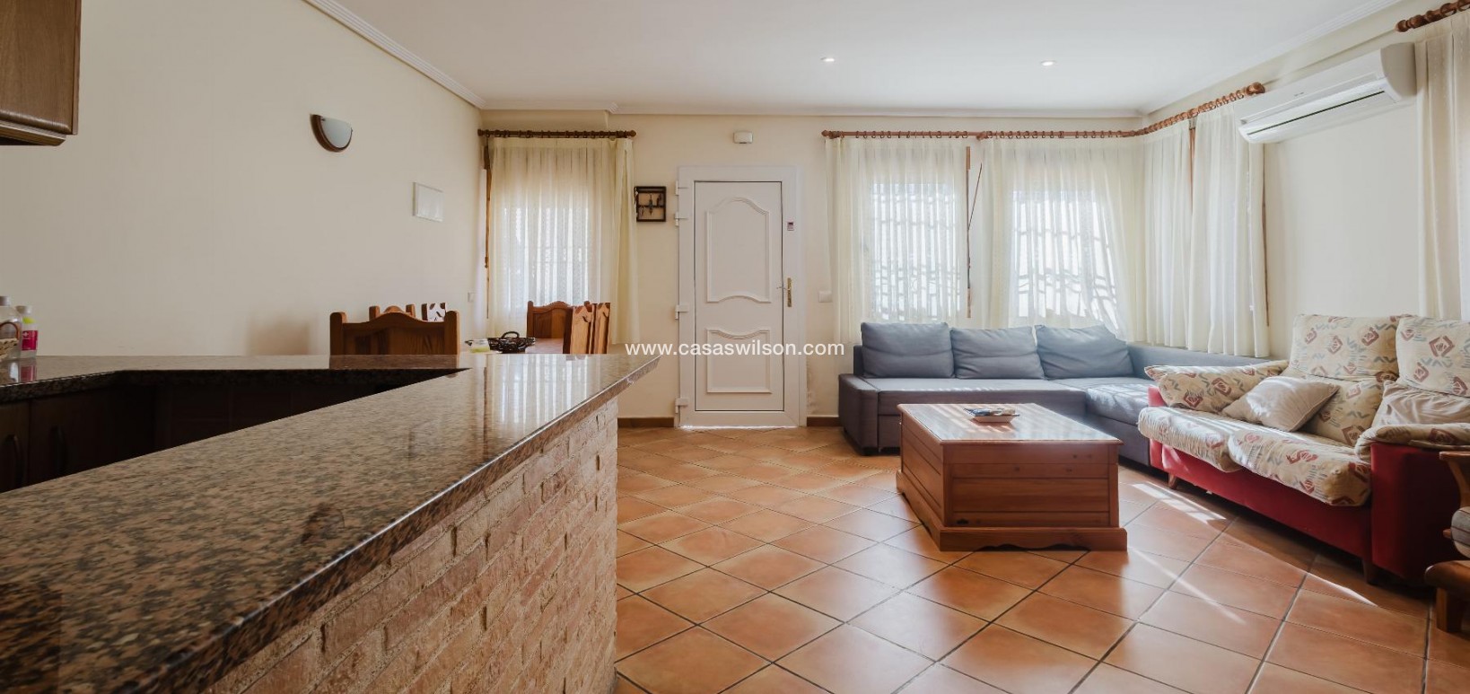 Sale - Bungalow - Torrevieja - Costa Blanca