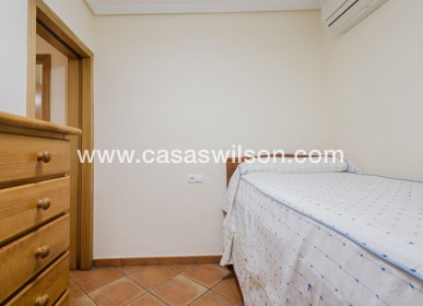 Sale - Bungalow - Torrevieja - Costa Blanca