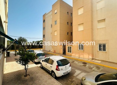 Sale - Apartment - Torrevieja - Costa Blanca
