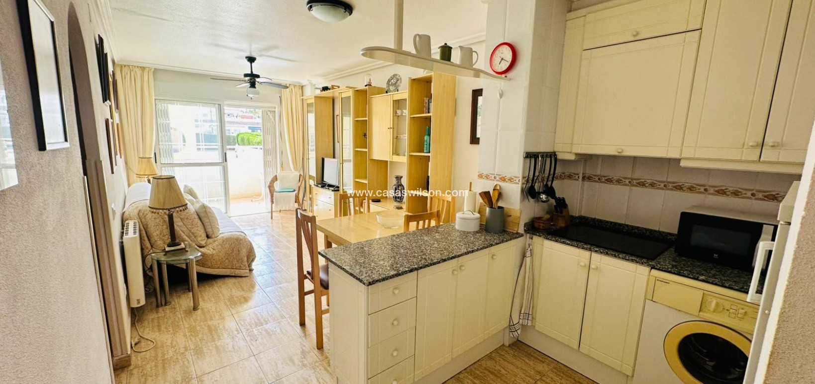 Sale - Apartment - Torrevieja - Costa Blanca