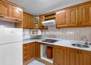 Sale - Bungalow - Torrevieja - Centro