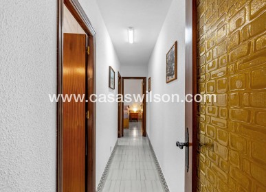 Sale - Bungalow - Torrevieja - Centro