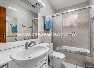 Sale - Bungalow - Torrevieja - Centro