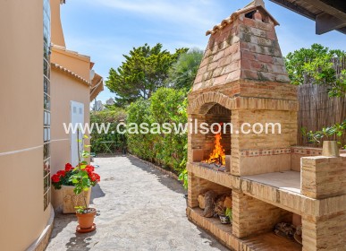 Sale - Villa - Torrevieja - La Mata