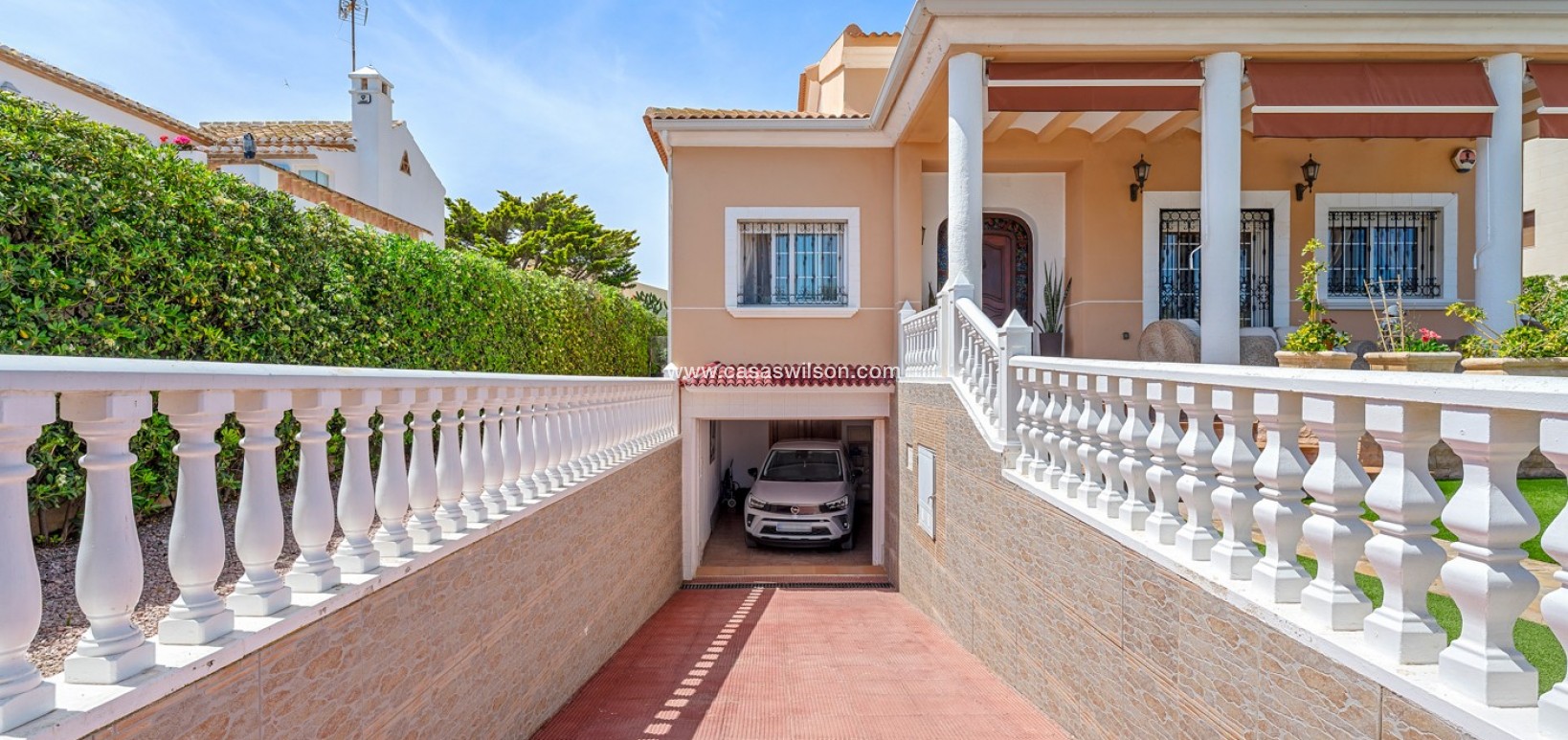Sale - Villa - Torrevieja - La Mata