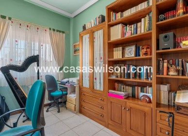 Sale - Villa - Torrevieja - La Mata