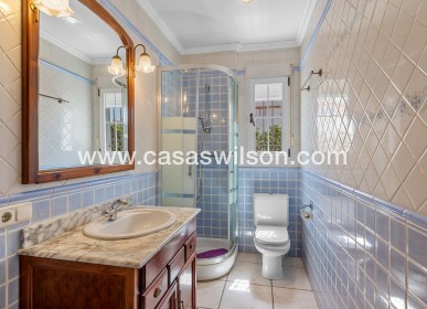 Sale - Villa - Torrevieja - La Mata