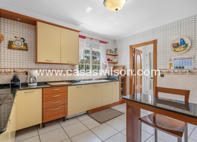Sale - Villa - Torrevieja - La Mata
