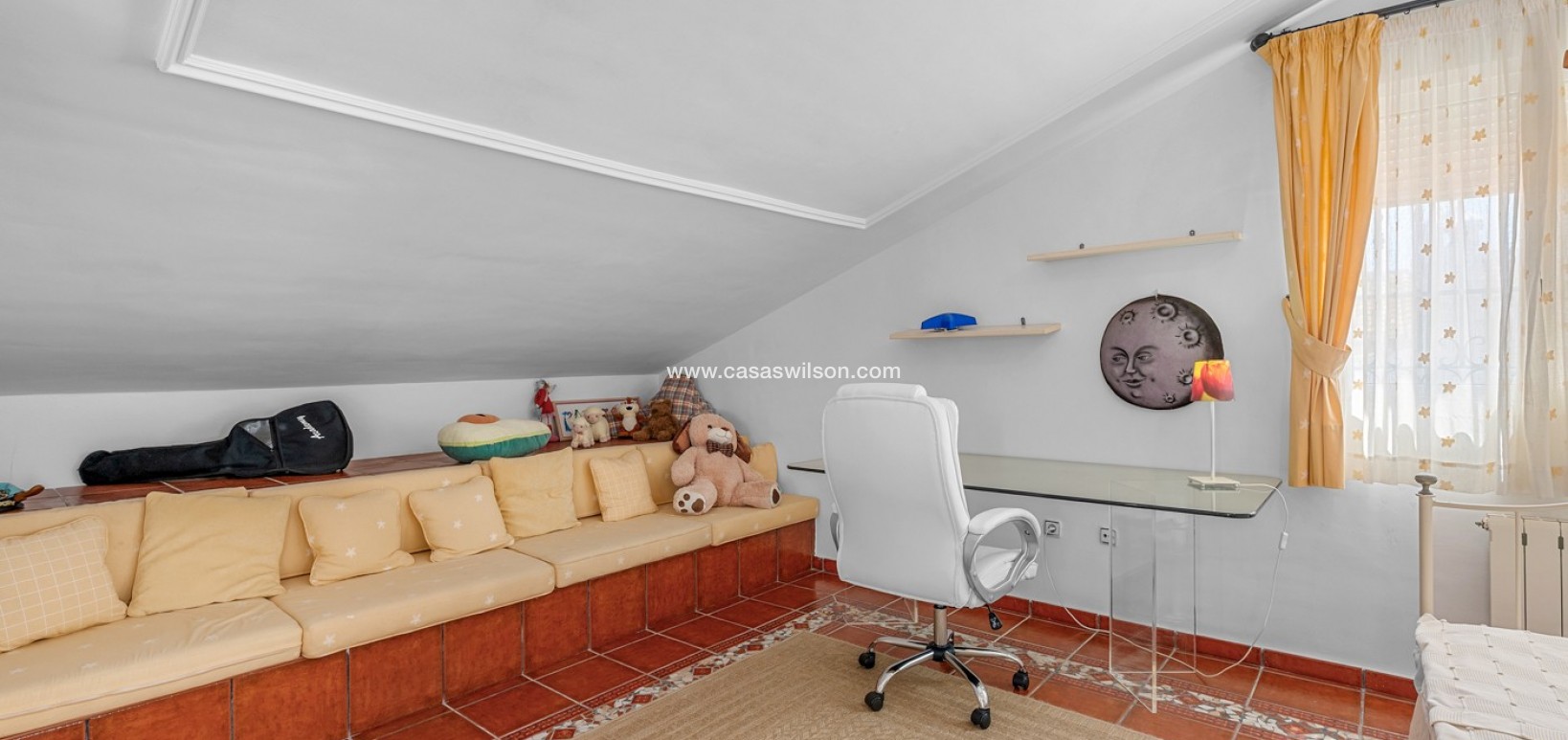 Sale - Villa - Torrevieja - La Mata