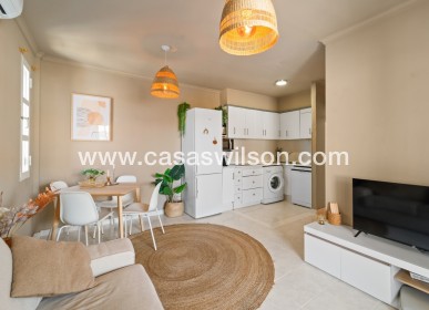 Sale - Apartment - Torrevieja - Aguas Nuevas