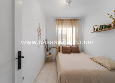 Sale - Apartment - Torrevieja - Aguas Nuevas