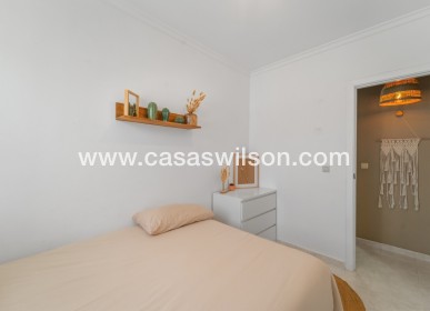 Sale - Apartment - Torrevieja - Aguas Nuevas