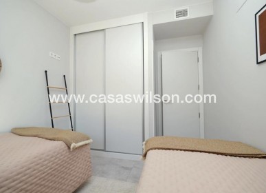 Sale - Apartment - Villamartin - Costa Blanca
