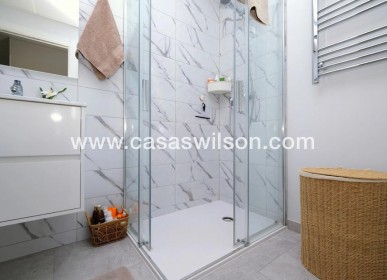 Sale - Apartment - Villamartin - Costa Blanca