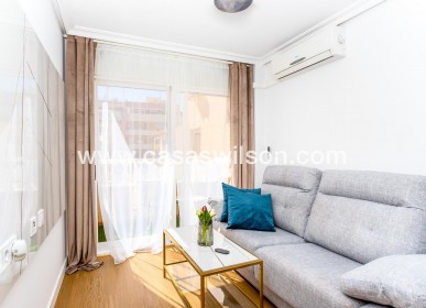Sale - Apartment - Torrevieja - Centro