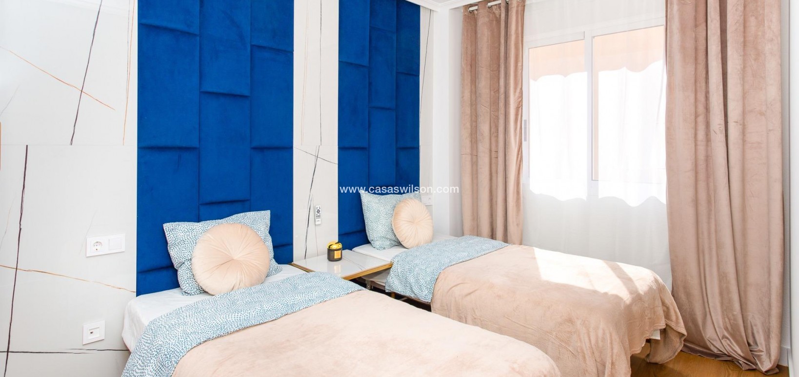 Sale - Apartment - Torrevieja - Centro