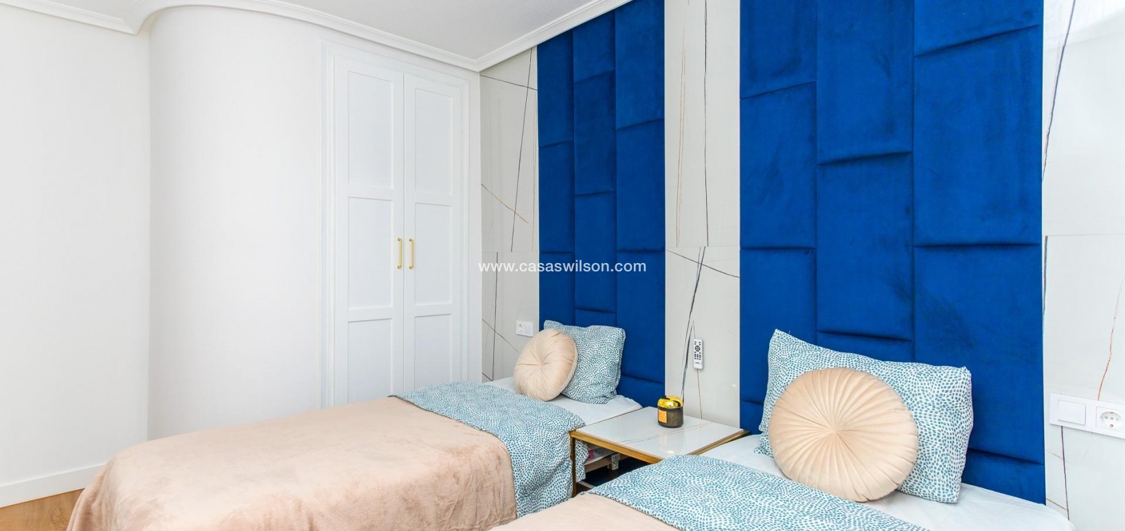 Sale - Apartment - Torrevieja - Centro