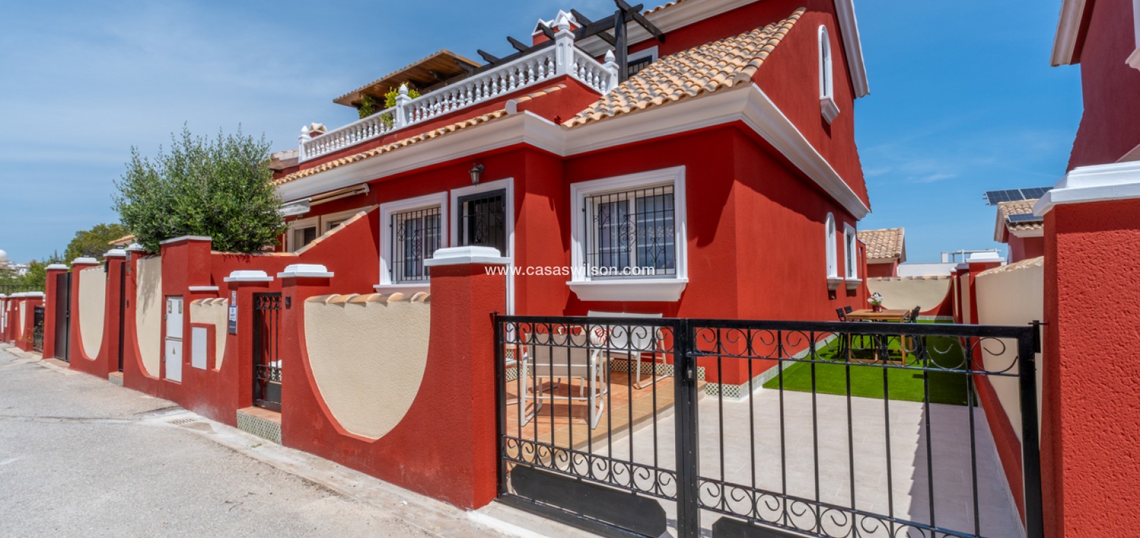 Sale - Townhouse - Villamartin - Costa Blanca