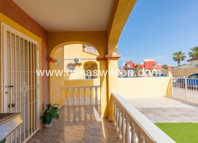 Sale - Townhouse - Orihuela Costa - Villamartín