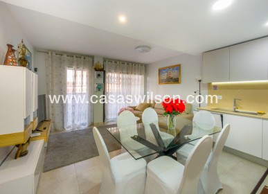Sale - Apartment - Torrevieja - Estacion De Autobuses