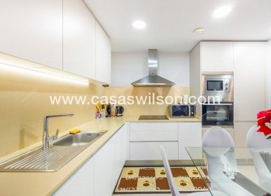 Sale - Apartment - Torrevieja - Estacion De Autobuses