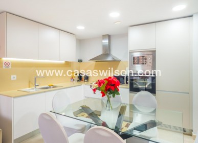 Sale - Apartment - Torrevieja - Estacion De Autobuses