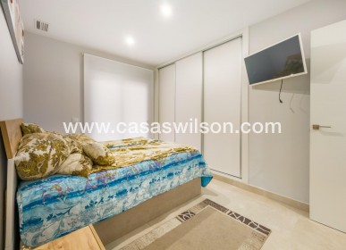 Sale - Apartment - Torrevieja - Estacion De Autobuses