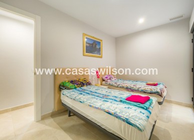 Sale - Apartment - Torrevieja - Estacion De Autobuses