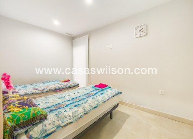 Sale - Apartment - Torrevieja - Estacion De Autobuses