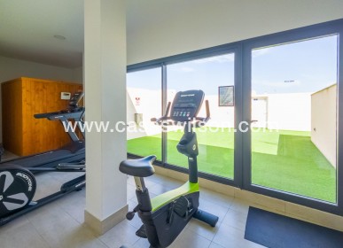 Sale - Apartment - Torrevieja - Estacion De Autobuses