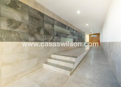 Sale - Apartment - Torrevieja - Estacion De Autobuses