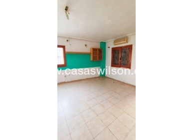 Sale - Apartment - Torrevieja - Centro