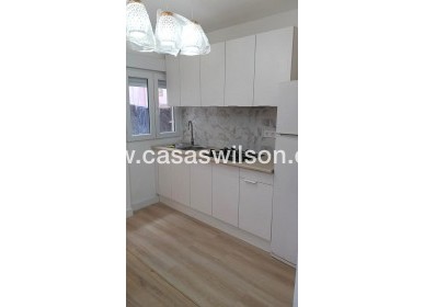 Sale - Apartment - Torrevieja - Centro