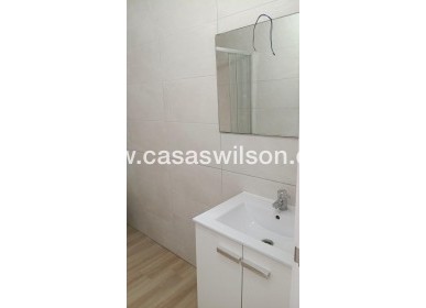 Sale - Apartment - Torrevieja - Centro
