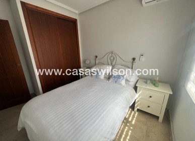 Sale - Apartment - Torrevieja - Aguas Nuevas