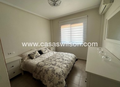 Sale - Apartment - Torrevieja - Aguas Nuevas